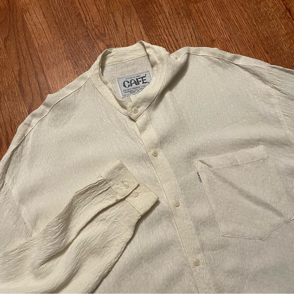 Cafe Styled in Italy ivory textured long sleeve button up shirt size L